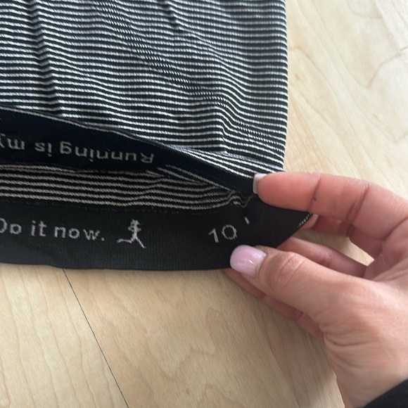 🍋Striped Swiftly Tank - Picture 4 of 4